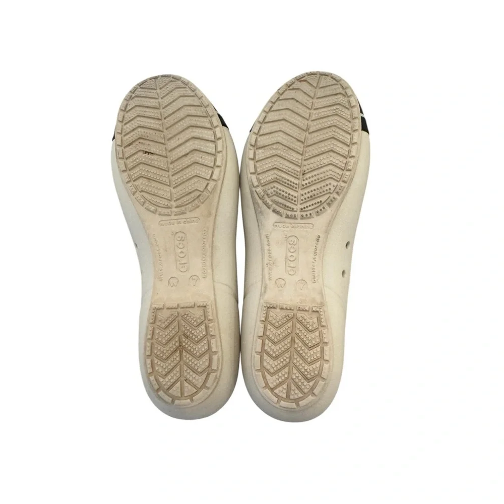 Crocs Women's Cap Toe Flat, specifically in the Stucco / Black color combination